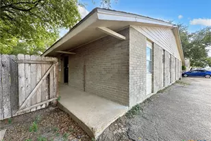 20115 San Marcos Hwy, San Marcos, TX 78666 - Photo 2