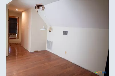 204 W Reuss Boulevard, Cuero, TX 77954 - Photo 40