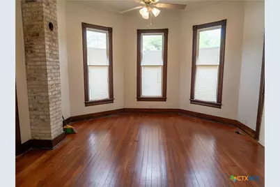 204 W Reuss Boulevard, Cuero, TX 77954 - Photo 12