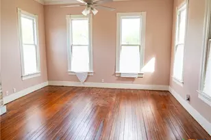 204 W Reuss Blvd, Cuero, TX 77954 - Photo 28