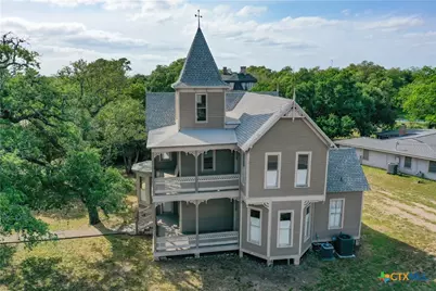 204 W Reuss Boulevard, Cuero, TX 77954 - Photo 2