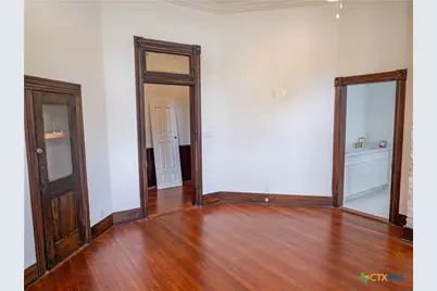 204 W Reuss Boulevard, Cuero, TX 77954 - Photo 14