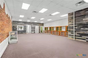 107 W Main St, Cameron, TX 76520 - Photo 10