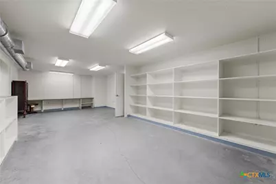 107 W Main Street, Cameron, TX 76520 - Photo 30