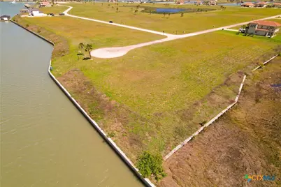 384 W Vineyard Bay, Port O'Connor, TX 77982 - Photo 10