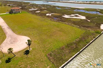 384 W Vineyard Bay, Port O'Connor, TX 77982 - Photo 12