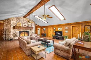 200 Elm Creek Rd, New Braunfels, TX 78132 - Photo 14