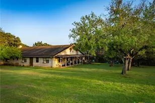 200 Elm Creek Rd, New Braunfels, TX 78132 - Photo 4