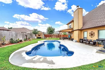 109 Park Way, Poth, TX 78147 - Photo 10