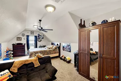 109 Park Way, Poth, TX 78147 - Photo 28