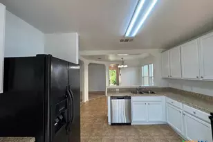 102 W Orion Dr, Killeen, TX 76542 - Photo 4