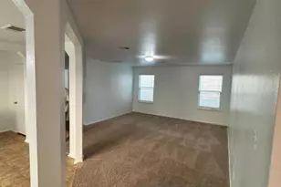 102 W Orion Dr, Killeen, TX 76542 - Photo 2