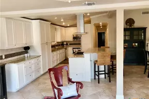 156 Trelawney St, Mcqueeney, TX 78123 - Photo 2