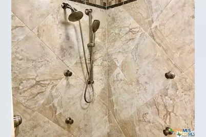 156 Trelawney Street, Mcqueeney, TX 78123 - Photo 12