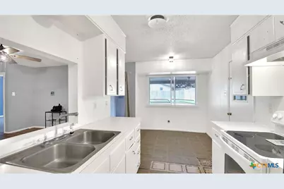 1811 Clarawood Drive, Killeen, TX 76549 - Photo 16