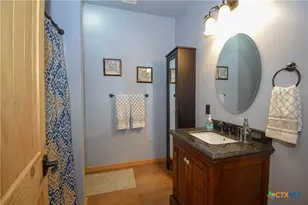 358 W County Rd 3069, Lampasas, TX 76550 - Photo 24