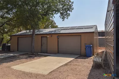 358 W County Road 3069, Lampasas, TX 76550 - Photo 34