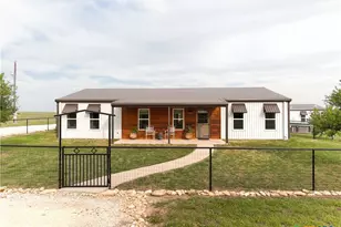 973 Co Rd 130, Gatesville, TX 76528 - Photo 2