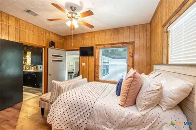 104 N Bright Street, Gonzales, TX 78629 - Photo 18