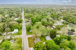 104 N Bright St, Gonzales, TX 78629 - Photo 28