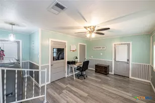 104 N Bright St, Gonzales, TX 78629 - Photo 20