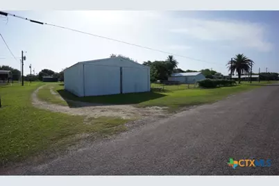 1410 W Jefferson, Port O'Connor, TX 77982 - Photo 8