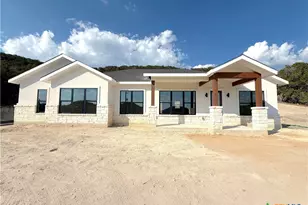 420 Sendera Hls Dr, Canyon Lake, TX 78133 - Photo 1