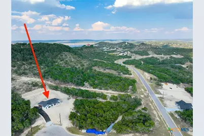 420 Sendera Hills Drive, Canyon Lake, TX 78133 - Photo 8