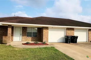 123 & 125 6th St, Vanderbilt, TX 77991 - Photo 2