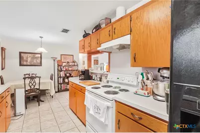 123 & 125 6th Street, Vanderbilt, TX 77991 - Photo 14