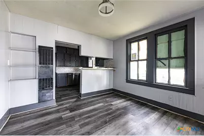 1515 Moulton Street, Shiner, TX 77984 - Photo 4