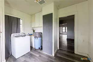 1515 Moulton St, Shiner, TX 77984 - Photo 10