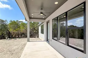 508 Sendera Vly Dr, Canyon Lake, TX 78133 - Photo 18