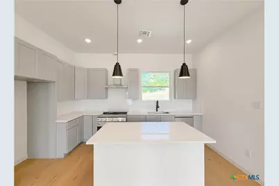 508 Sendera Valley Drive, Canyon Lake, TX 78133 - Photo 6