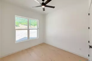 508 Sendera Vly Dr, Canyon Lake, TX 78133 - Photo 14