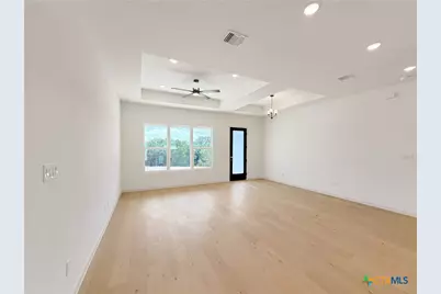 508 Sendera Valley Drive, Canyon Lake, TX 78133 - Photo 8