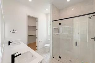 508 Sendera Vly Dr, Canyon Lake, TX 78133 - Photo 10