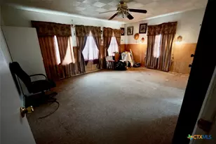 415 S 15th St, Port O'Connor, TX 77982 - Photo 18