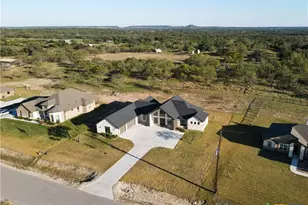 549 County Rd 3152, Kempner, TX 76539 - Photo 4