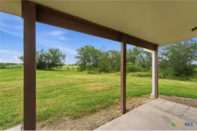 1229 State Highway 304, Gonzales, TX 78629 - Photo 40