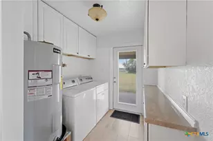 1229 State Hwy 304, Gonzales, TX 78629 - Photo 30