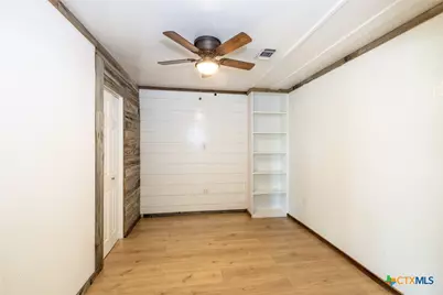 1229 State Highway 304, Gonzales, TX 78629 - Photo 16