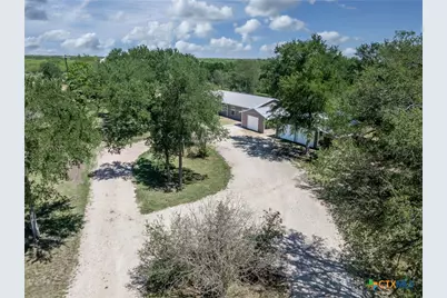 1229 State Highway 304, Gonzales, TX 78629 - Photo 34