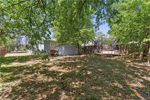 411 Ellis St, Seguin, TX 78155 - Photo 22