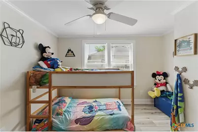 411 Ellis Street, Seguin, TX 78155 - Photo 16