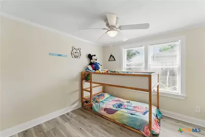 411 Ellis Street, Seguin, TX 78155 - Photo 18