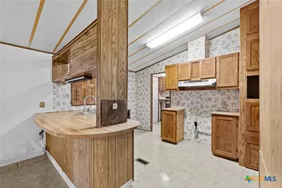 1189 Vivroux Ranch Road, Seguin, TX 78155 - Photo 18