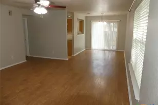 117 Longhorn Way, Cibolo, TX 78108 - Photo 4