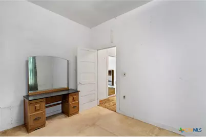 1104 E Umlang Street, Thorndale, TX 76577 - Photo 18