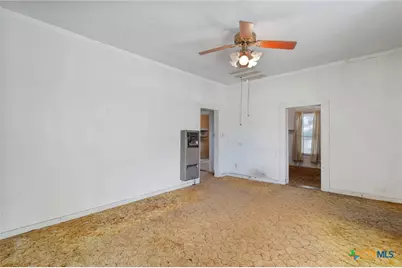 1104 E Umlang Street, Thorndale, TX 76577 - Photo 8